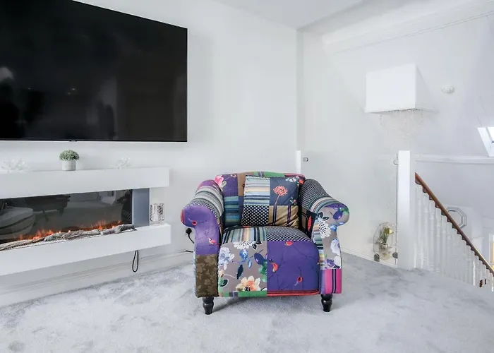 The Penthouse - Luxury 1 Bed - Panorama - Tenby