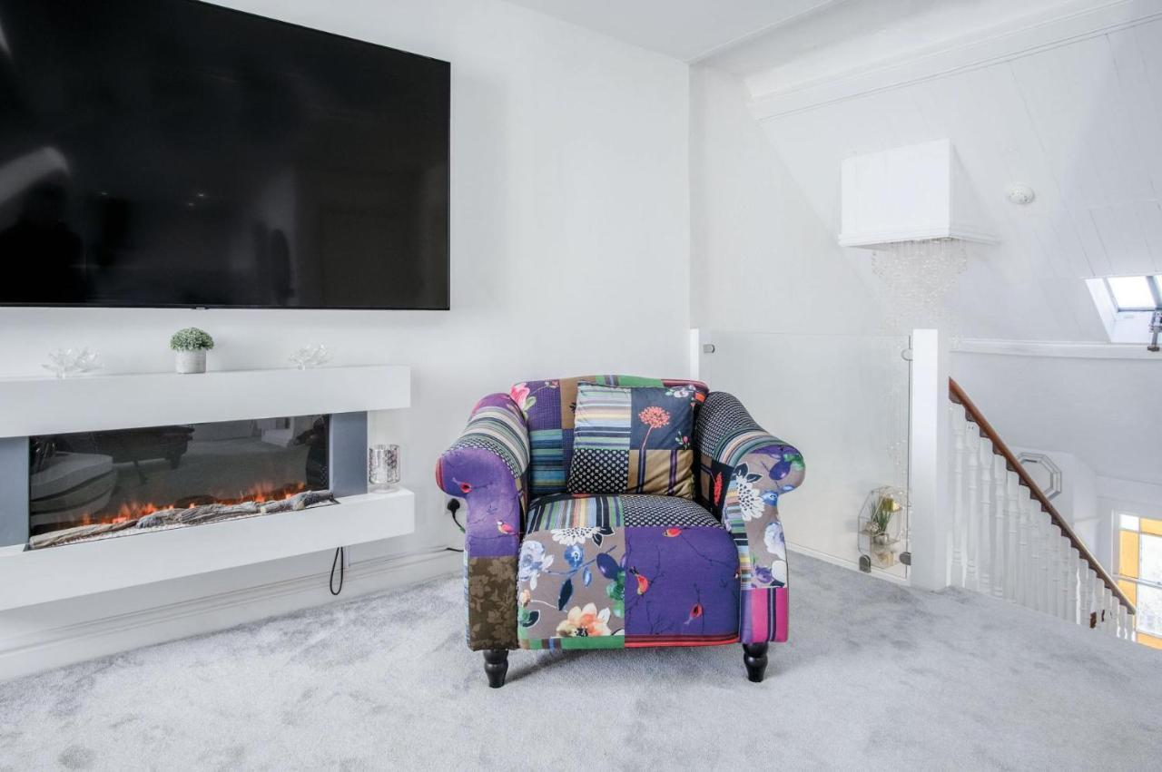 The Penthouse - Luxury 1 Bed - Panorama - Apartment Tenby