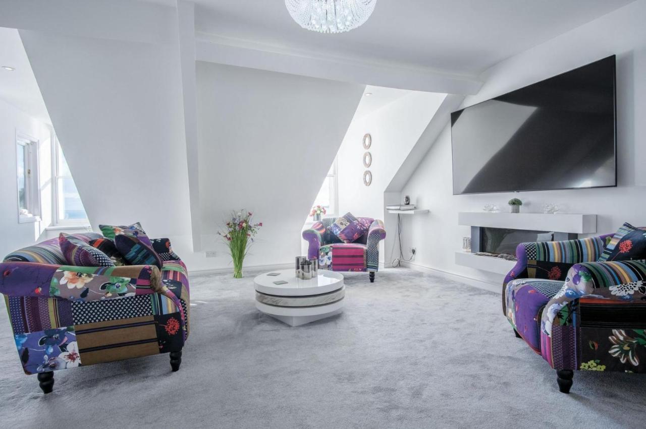 The Penthouse - Luxury 1 Bed - Panorama - Apartment Tenby